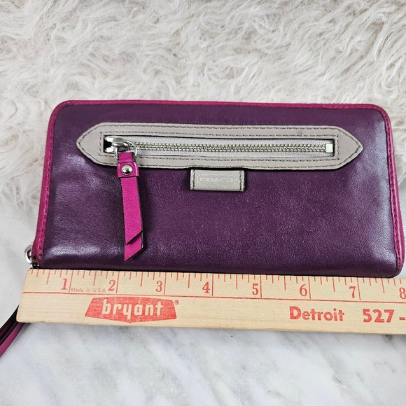Coach Purple Smooth Leather Long Wallet - Picture 7 of 9